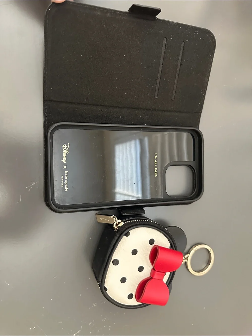 kate spade Minnie Mouse Polka Dot Phone Wallet & Keychain Set - White/Red GUC